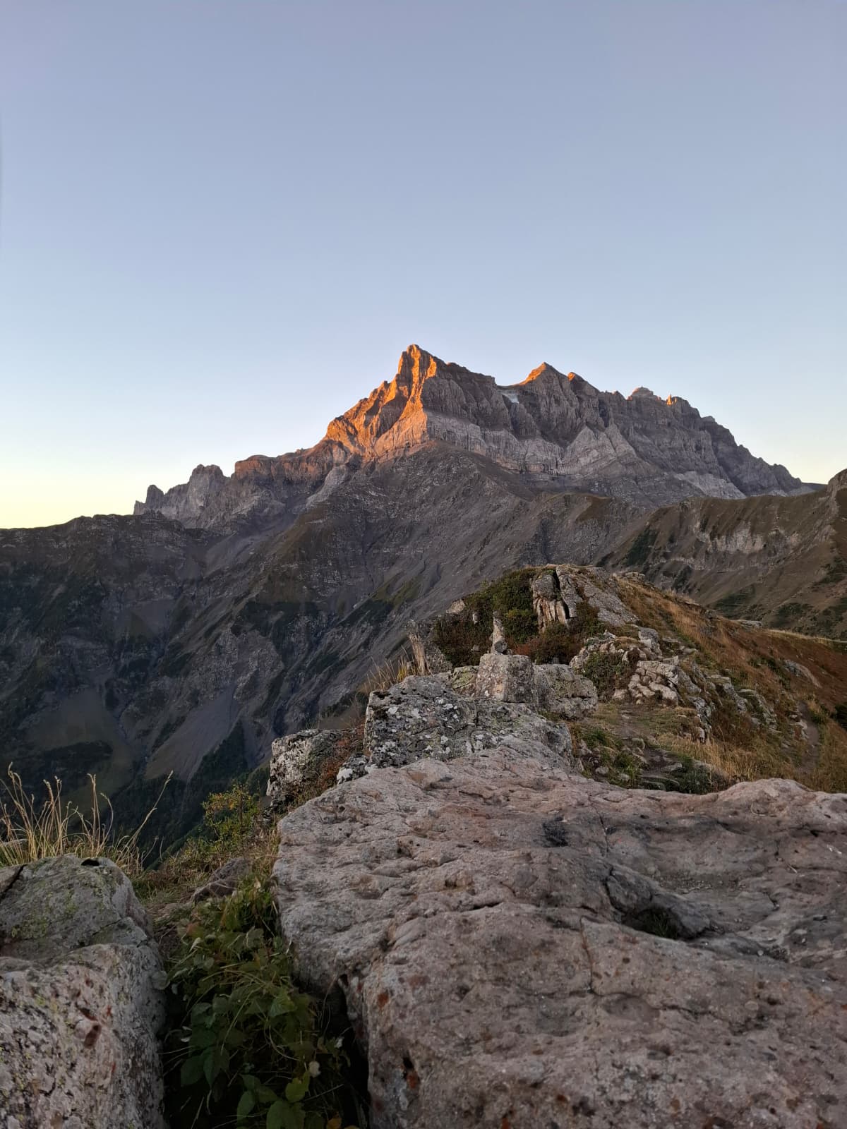 Levé de soleil à la Dent de Valerette
